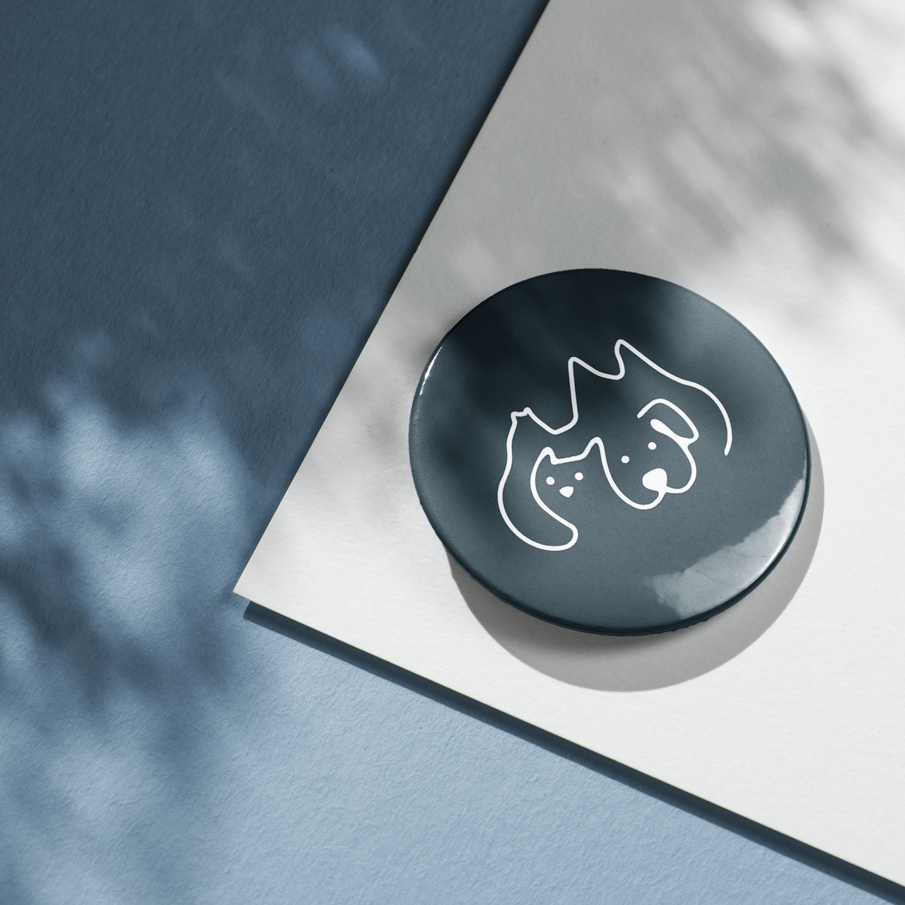 02-Badge